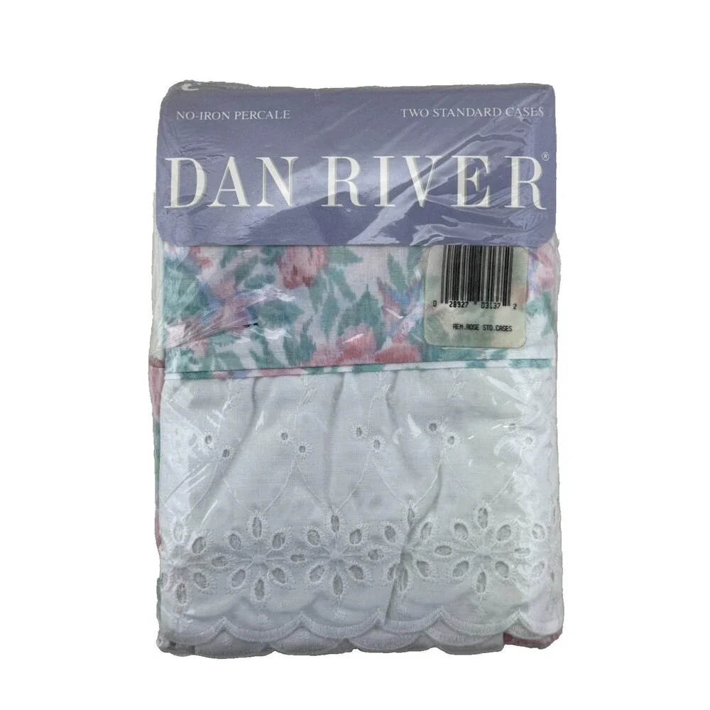 Vtg Dan River Pair of Standard Pillowcases Floral Pink